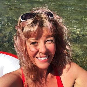 Meet your Posher, Julie